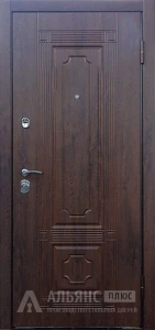 Металлическая дверь в частный дом с плотным заполнением №6 внешняя - фото